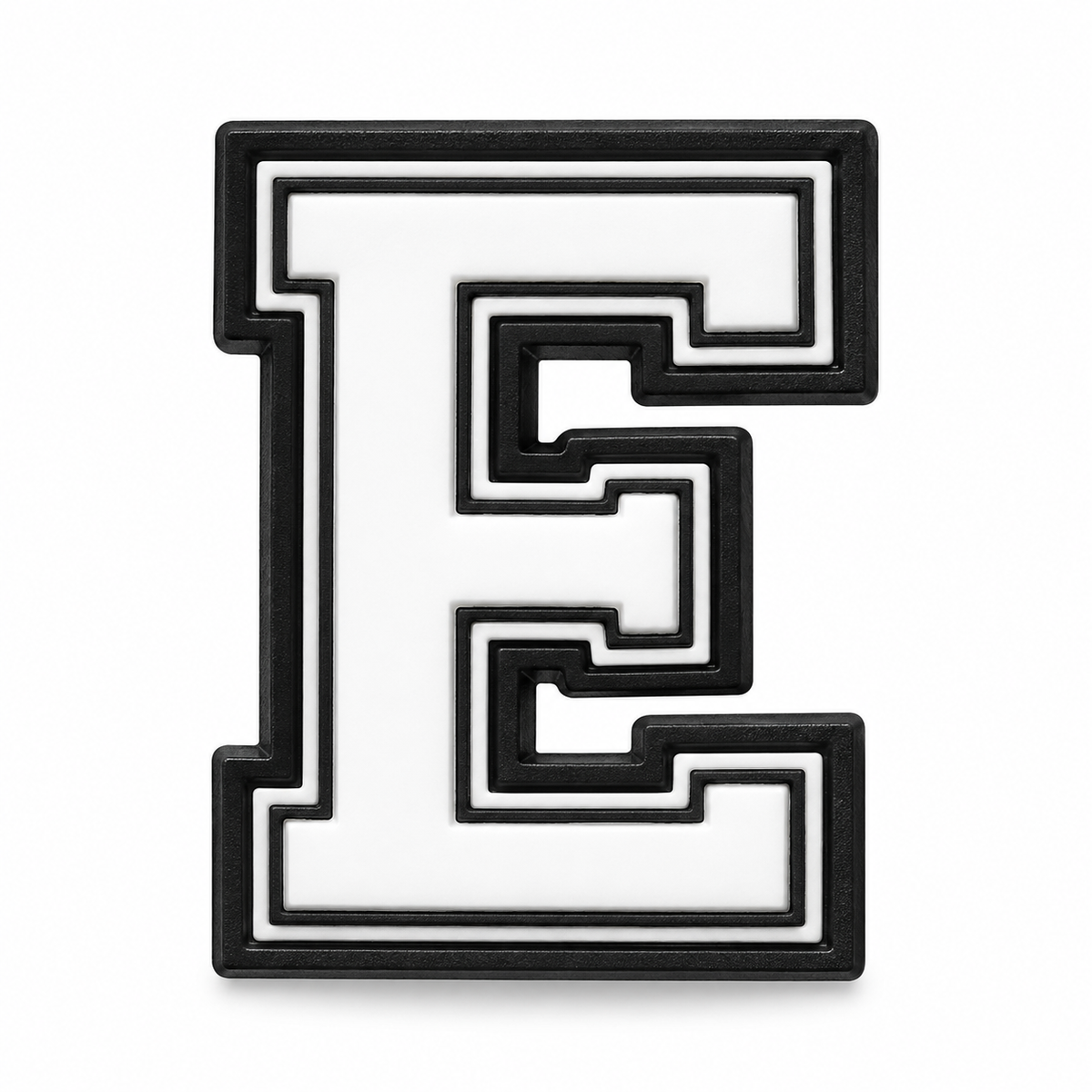 Lettre E