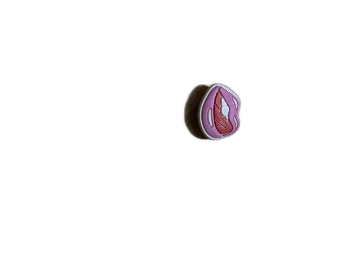 Pin’s mouth